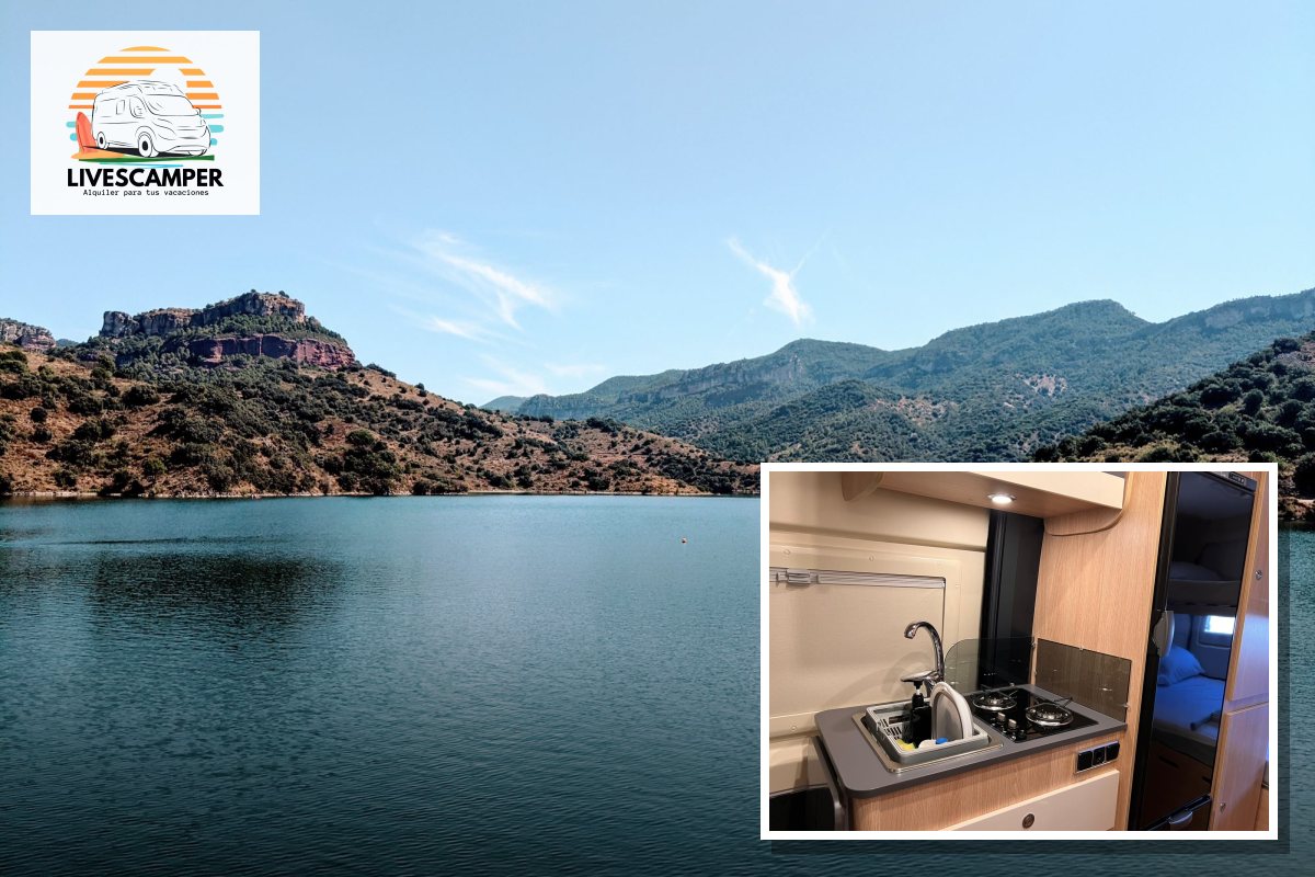 Cocina de la furgoneta camper Giottivan 60B de LivesCamper sobre un lago rodeado de colinas en el Montsant